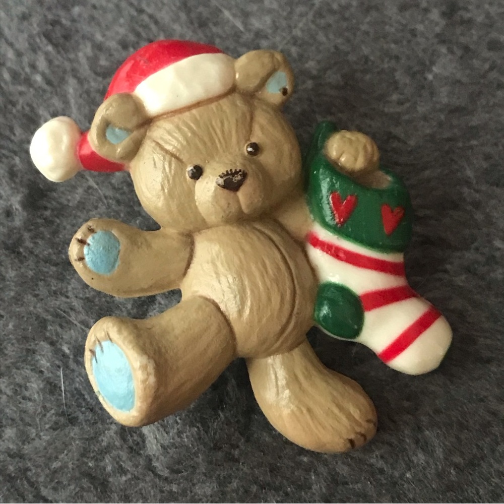 Vintage Teddy Hugglesbie Christmas Pin